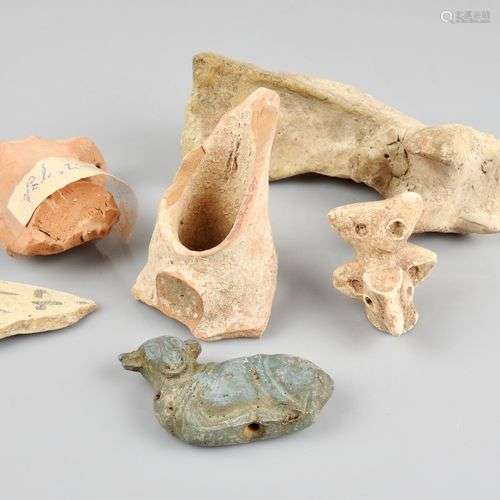 Lot d’objets divers. Palestine.En l’état dont fragment de co...