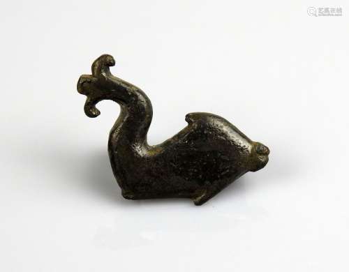 Fibule en forme de dauphin Bronze 4.2 cm Période romaine