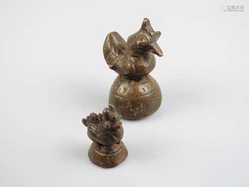 Deux poids à peser :Coq et canard.Bronze.XVII-XIXès. H :4 à ...