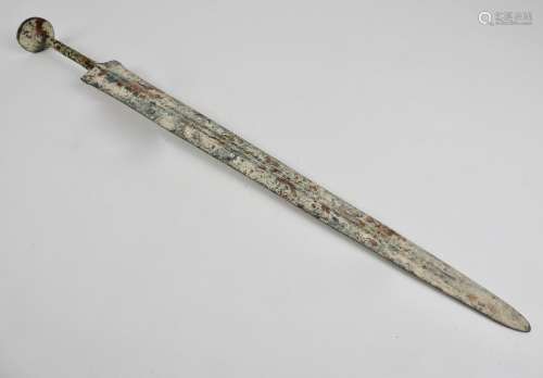 Epée en bronze.Style Louristan.L:53cm.