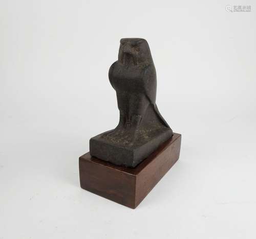 Dieu Faucon Horus. Diorite noire.Style Basse Epoque.,L :15,5...