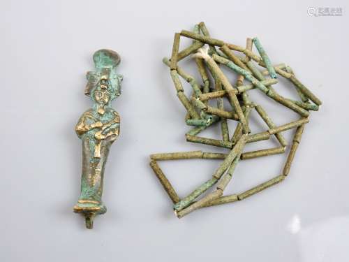 Collier perles de momie en fritte et Dieu Osiris en bronze.B...