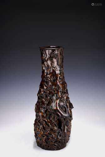 A MASSIVE CHINESE NATURALISTIC WOOD BOTTLE VASE