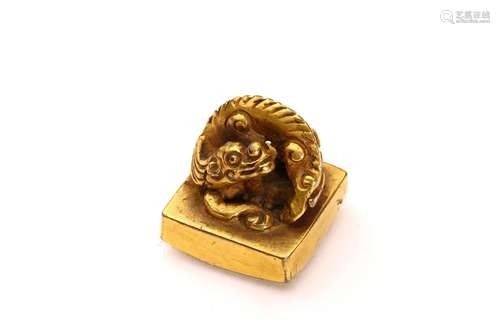 A CHINESE GILT BRONZE SEAL