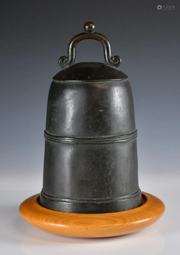 A Bronze Bell w/stand, Ming