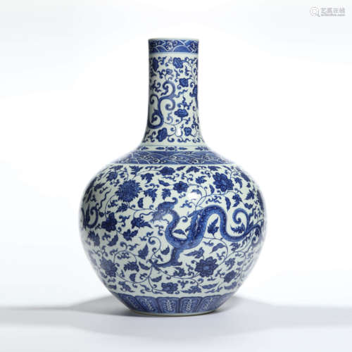 A blue and white interlocking lotus and chilong tianqiuping