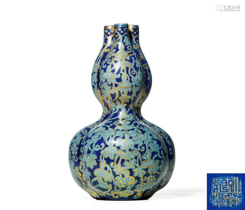 清乾隆 霁蓝釉描金银福禄万代纹三联葫芦瓶