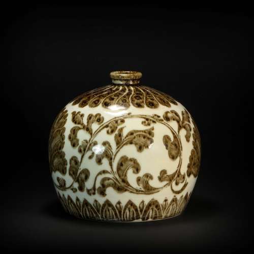 Ding Kiln White Glazed Grass Grain Vase from Song