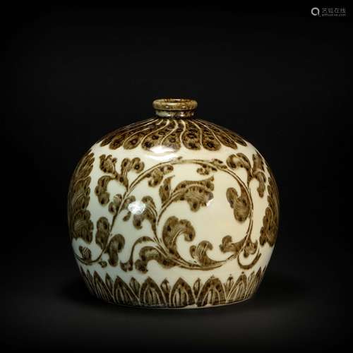 Ding Kiln White Glazed Grass Grain Vase from Song