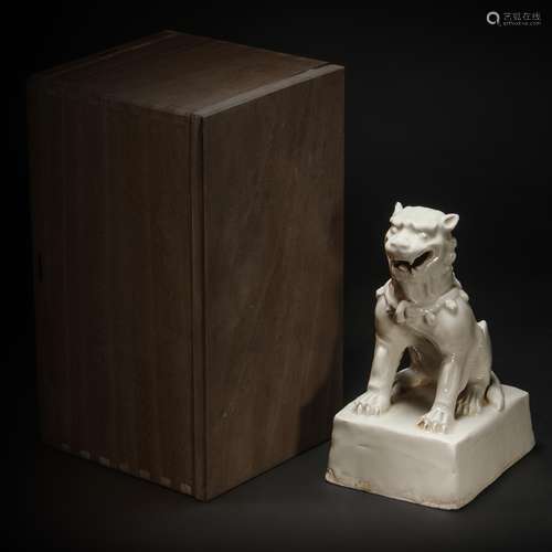 Ding Kiln Ornament in Lion form from Song