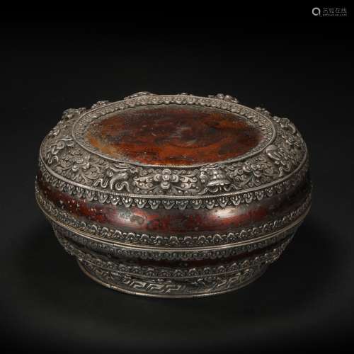 Silvering MakeUp Container with Dragon Grain from Qing