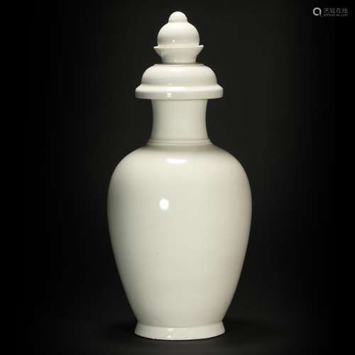 Ding Kiln Vase from Song