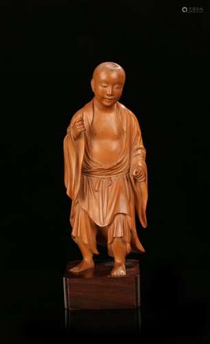 Chinese boxwood figure, Qing Dynasty, the standing figure ca...