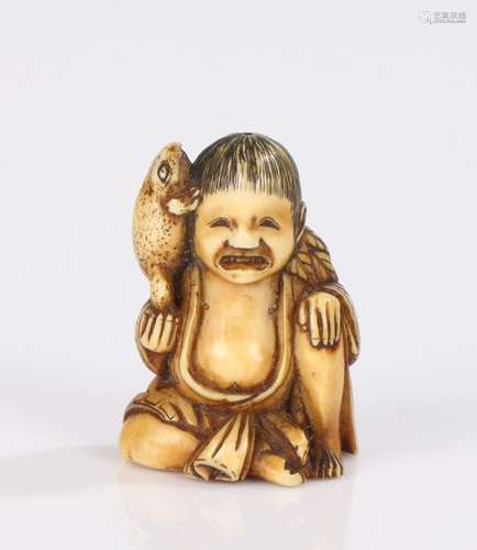 Japanese Edo period ivory netsuke, carved as a figure restin...