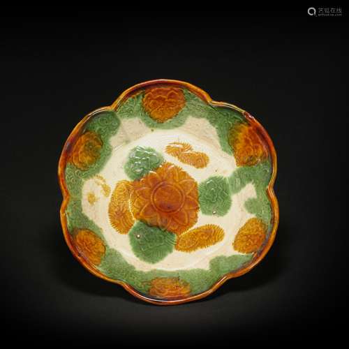 Tri-colored Flower Plate from Liao