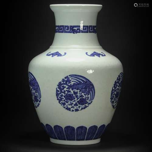 Blue and White Kiln Shou Grain Vase from Qing