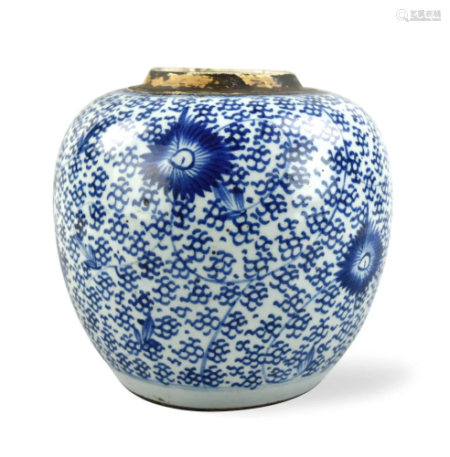 Chinese B & W Jar w/ Scrolling FLower, 18th C.