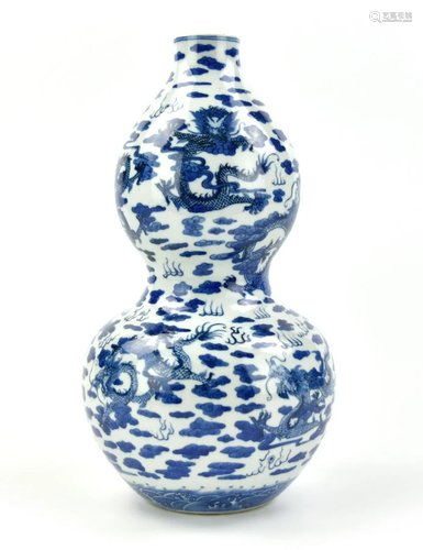 Chinese Blue & White Dragon Gourd Vase,Guangxu P.