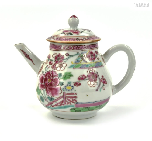 Chinese Famille Rose Teapot, Yongzheng Period