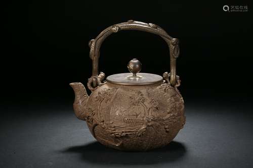 Iron portable kettle in Qing Dynasty