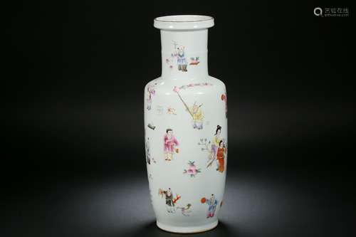 Famille rose character appreciation bottle in Qing dynasty