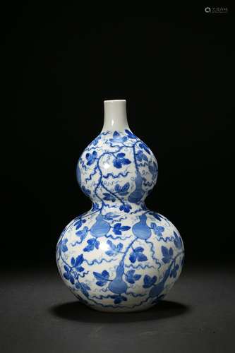 Blue and white gourd bottle in Qing Dynasty