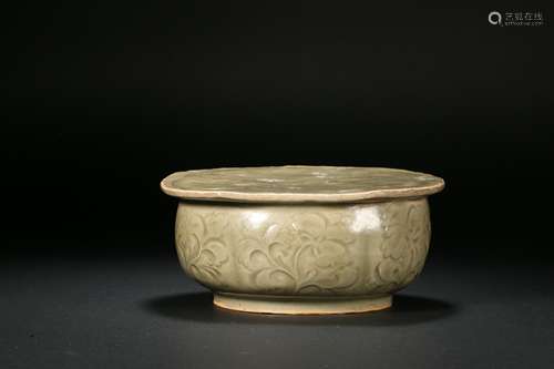 Celadon Vein Pillow in Song Dynasty