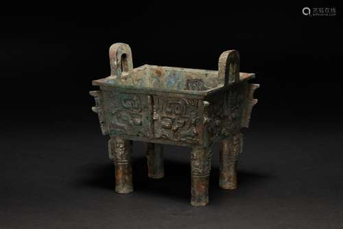 Han Dynasty silver animal pattern
Square furnace