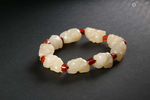 Hetian Jade Bracelet in Han Dynasty