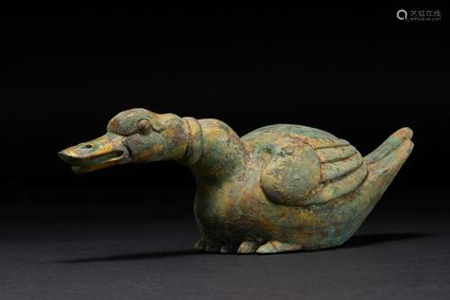 Bronze duck-shaped ornaments in Han Dynasty