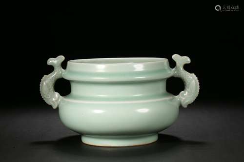 Celadon Fish First Stove in Song Dynasty