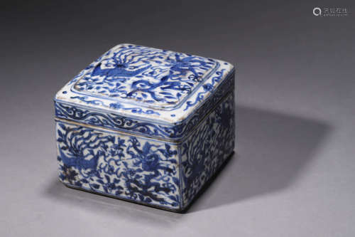 A Blue And White Dragon And Phoenix Square Box And Cover