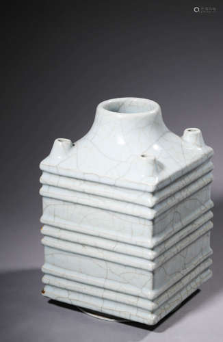 A Ge Type Five-Spouts Cong-Form Vase