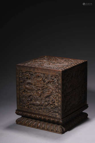 A Carved Sandalwood Dragon And Cloud Seal Box