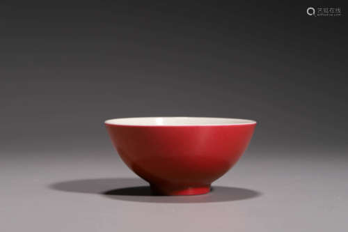 A Rouge-Red-Glaze Cup