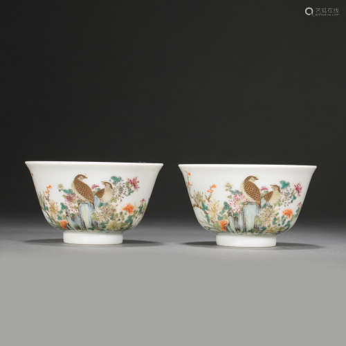 A PAIR OF FAMILLE ROSE CUPS, YONGZHENG YEAR OF QING DYNASTY,...