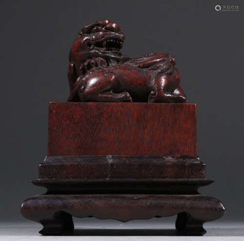 CHENXIANG WOOD SEAL CARVED WITH BEAST