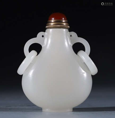 HETIAN JADE SNUFF BOTTLE WITH EARS