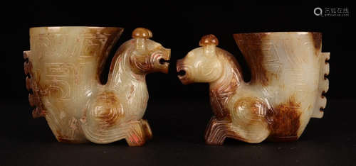 PAIR OF ANTIQUE JADE CUP CARVED WITH BEAST