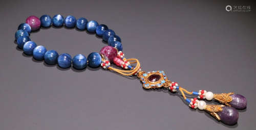 BLUE CRYSTAL STRING BRACELET WITH 18 BEADS