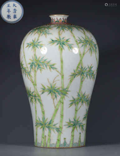 DAQINGYONGZHENGNIANZHI MARK FAMILLE ROSE GLAZE VASE