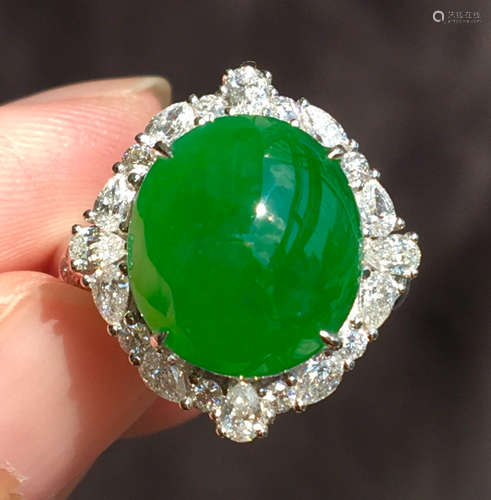 ICY JADEITE&DIAMOND RING