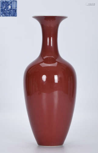 DAQINGQIANLONGNIANZHI MARK RED GLAZE VASE