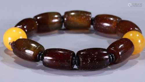 AGATE STRING BRACELET WITH 11 BEADS