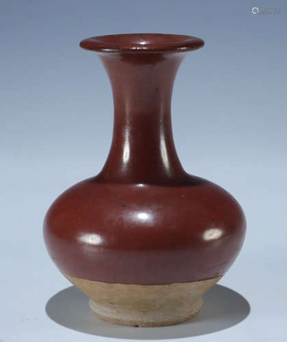 GUAN YAO RED GLAZE VASE