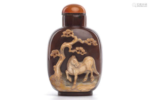 Chinese Agate Carved Snuff Bottle