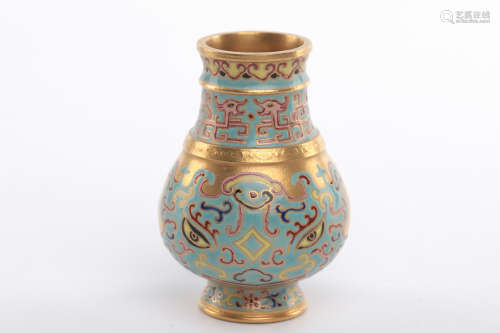 Chinese famille rose porcelain Vase