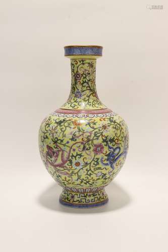 chinese yellow-ground famille rose porcelain vase