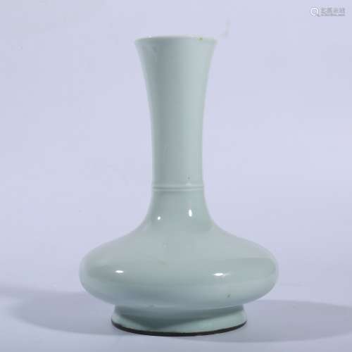 chinese celadon glazed porcelain bottle vase
