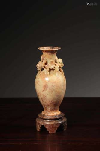 chinese shoushan stone vase